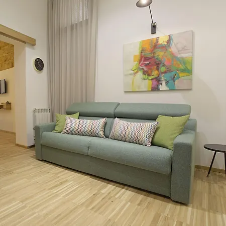 Πανσιόν Casa Tita 4*